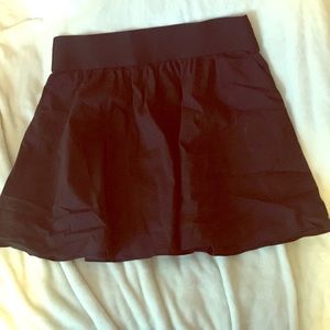 Bouncy Ruffle mini skirt black elastic waistband L